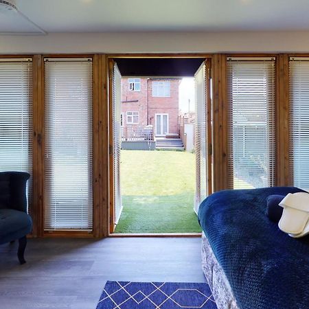 Cosy 1 Bed Garden Lodge Close To Nottingham City Centre - Free Parking & Wifi 외부 사진